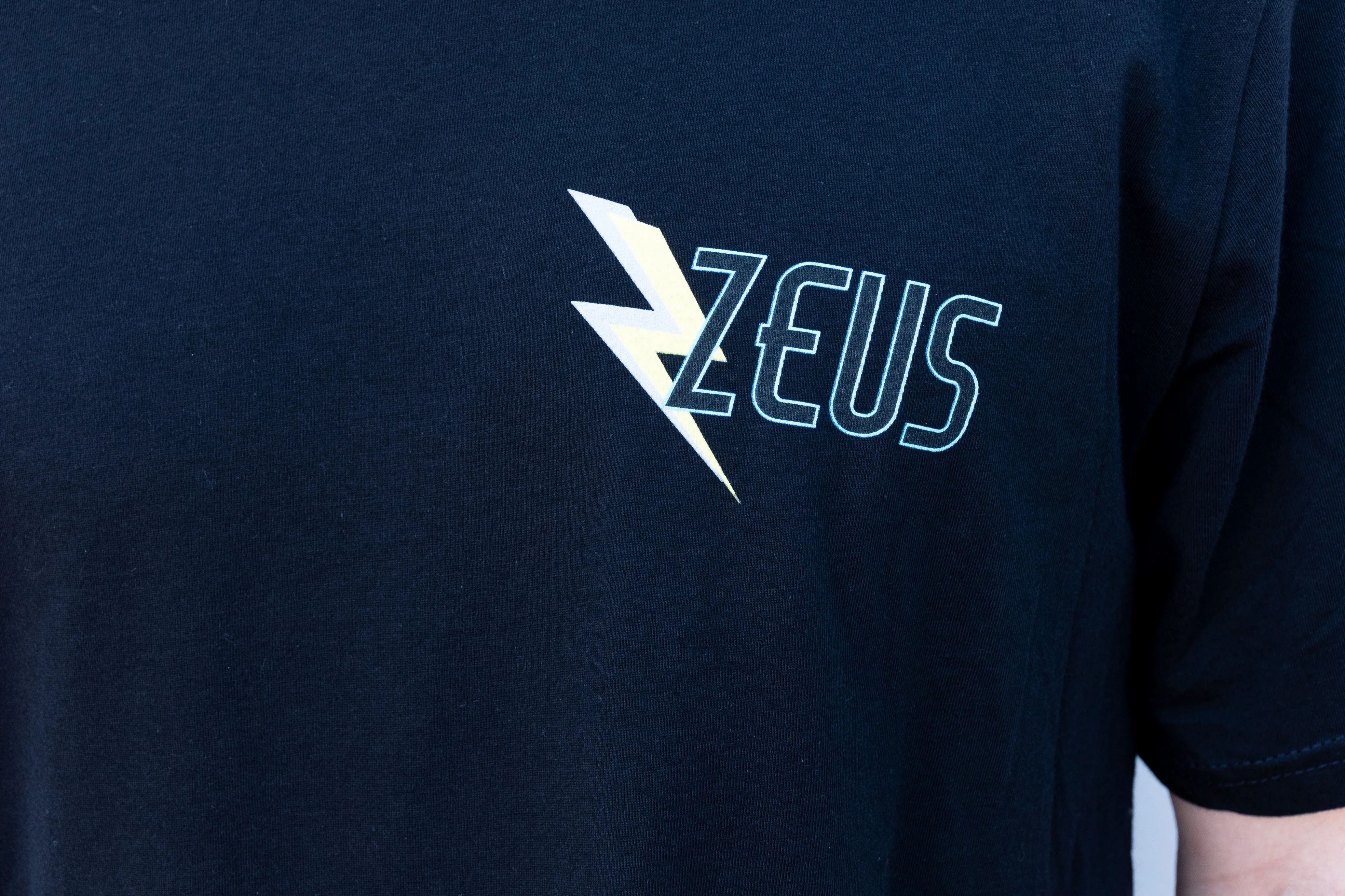 Eagle & Bolt Curved Hem Graphic Tee, Black - Image 3